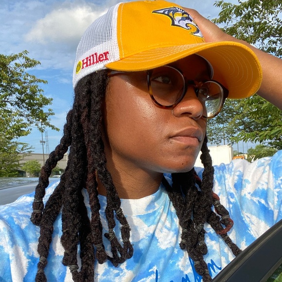 Meet your Posher, Bianca - Picture 1 of 1